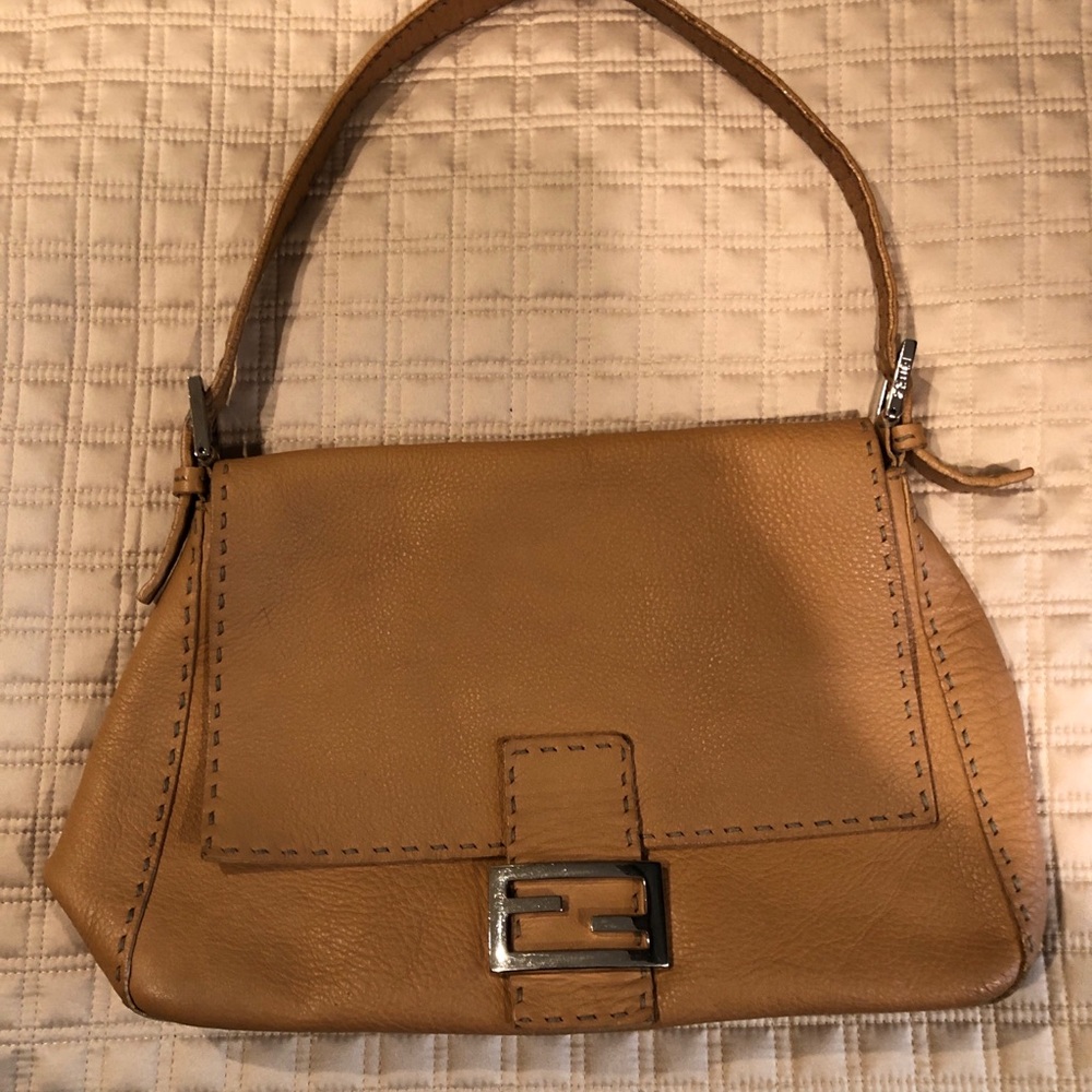 FENDI Shoulder Bag